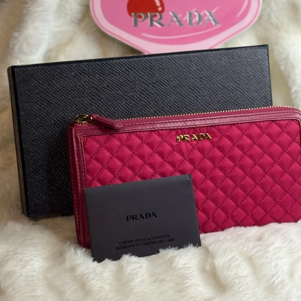 Prada Fuchsia Quilted Wallet - Picture 1 of 12